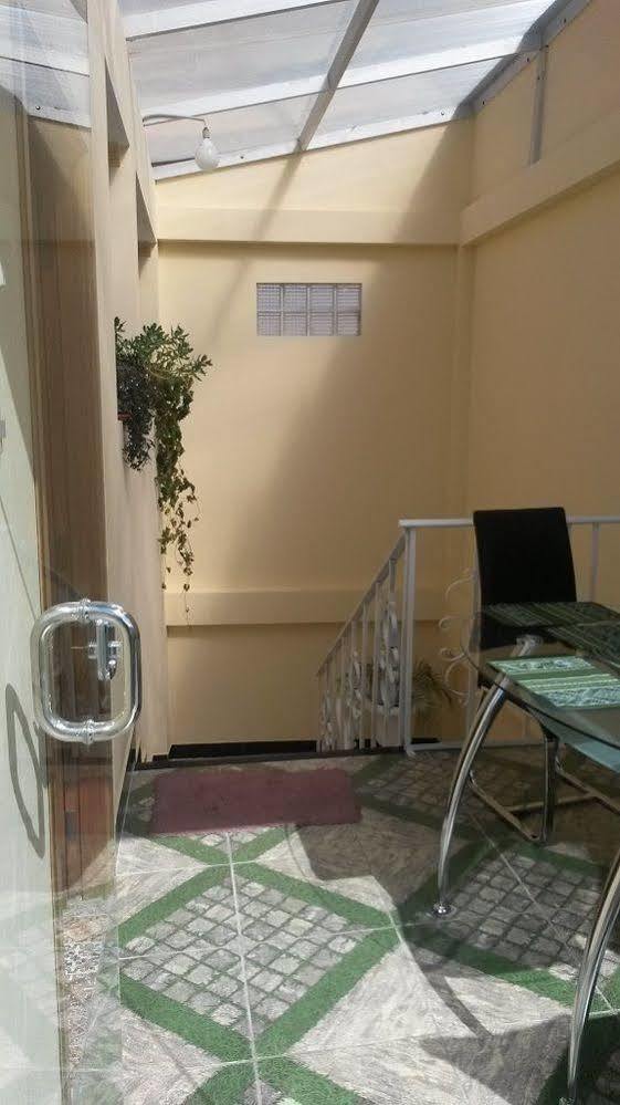 Residencial Alta Vista Bed & Breakfast ลาปาซ ภายนอก รูปภาพ