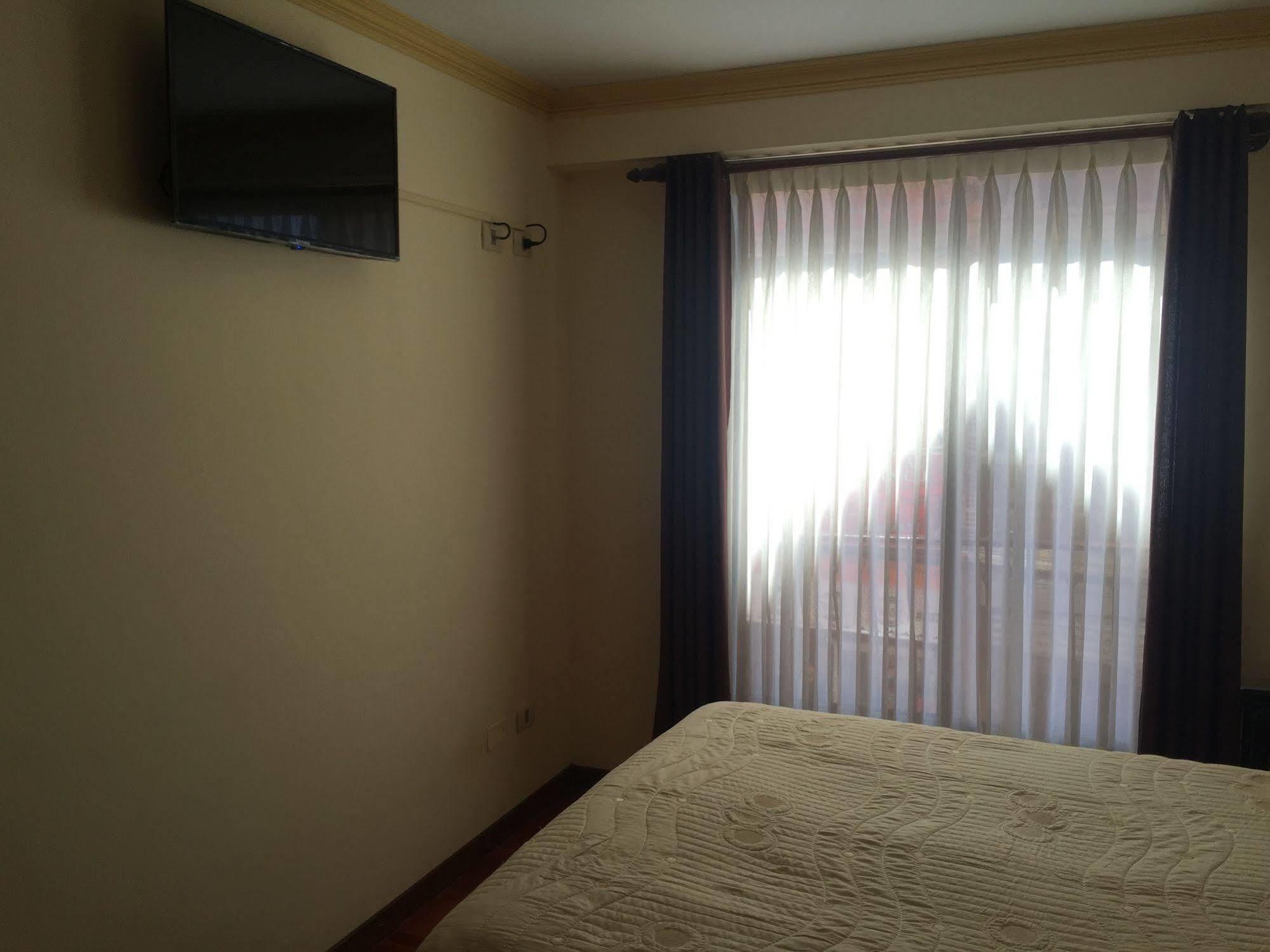 Residencial Alta Vista Bed & Breakfast ลาปาซ ภายนอก รูปภาพ