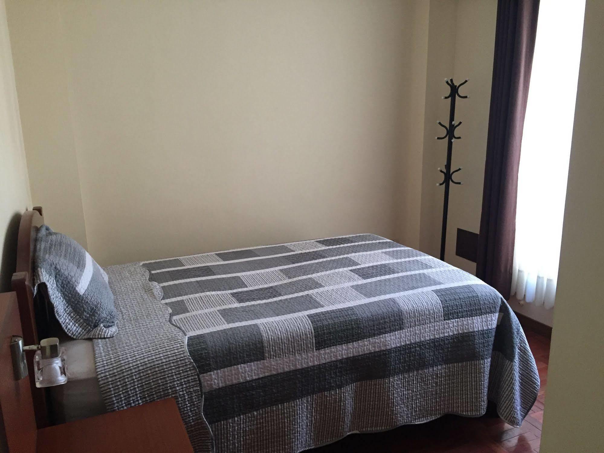 Residencial Alta Vista Bed & Breakfast ลาปาซ ภายนอก รูปภาพ